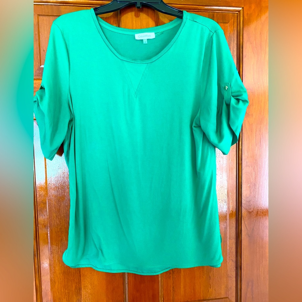 Calvin Klein green size L top/blouse